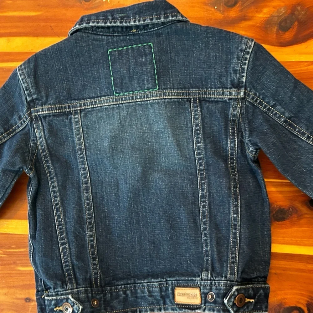 Vintage 2003 OshKosh B'gosh Unisex Kid's Blue Jean Denim Jacket Size 2T
